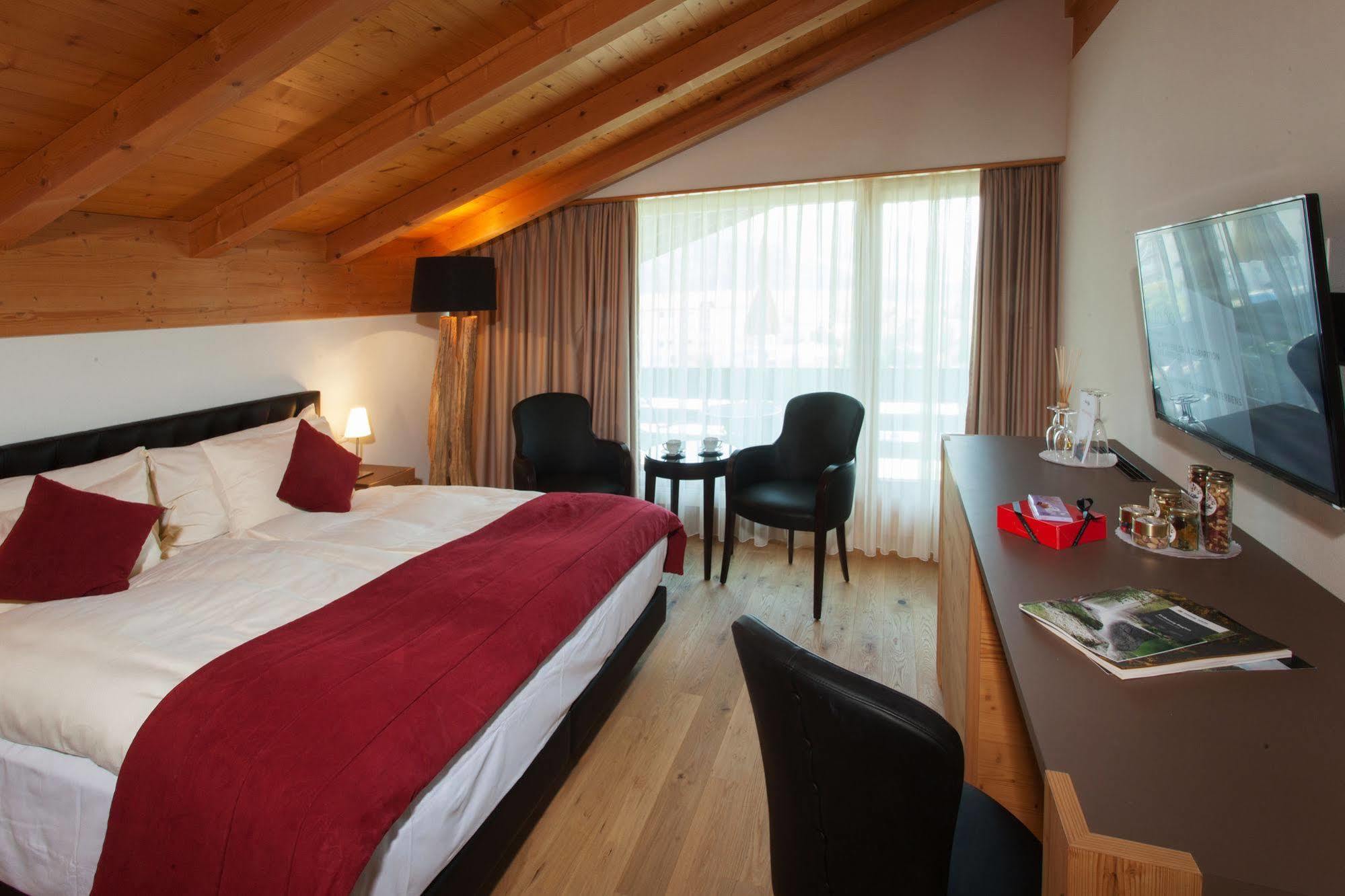 Cailler & Bains De La Gruyere Hotel 4*